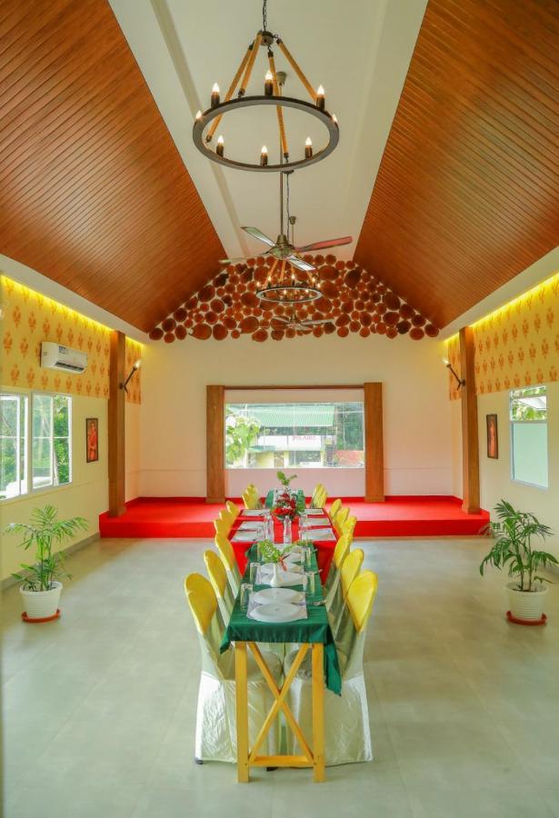 Athirappilly Polaris Resort Kizhake Chalakudi Exterior photo